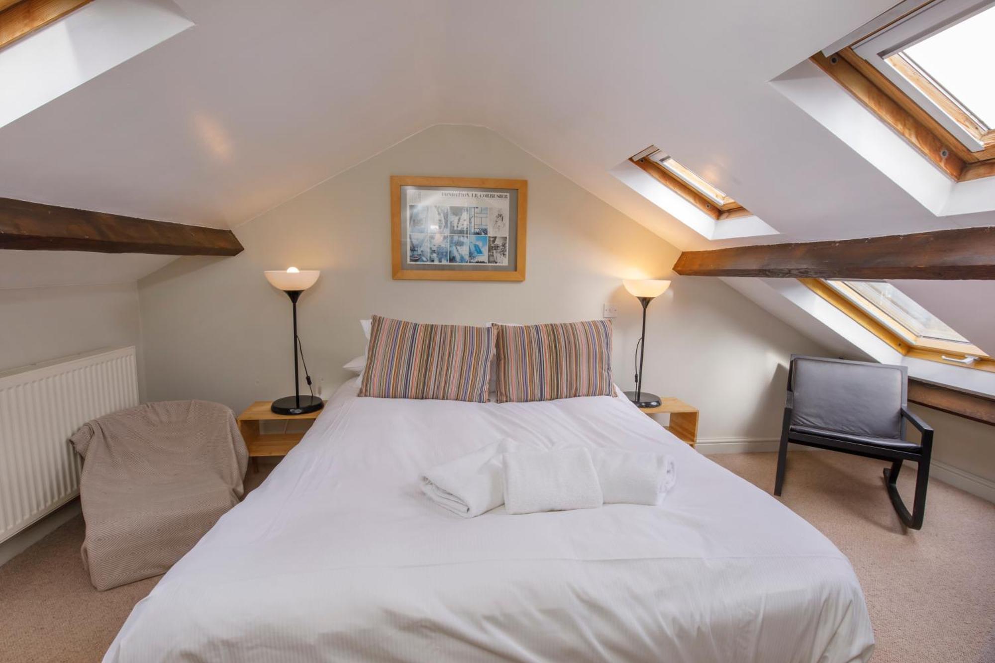 Minster House - Group Hot Tub Holiday home *